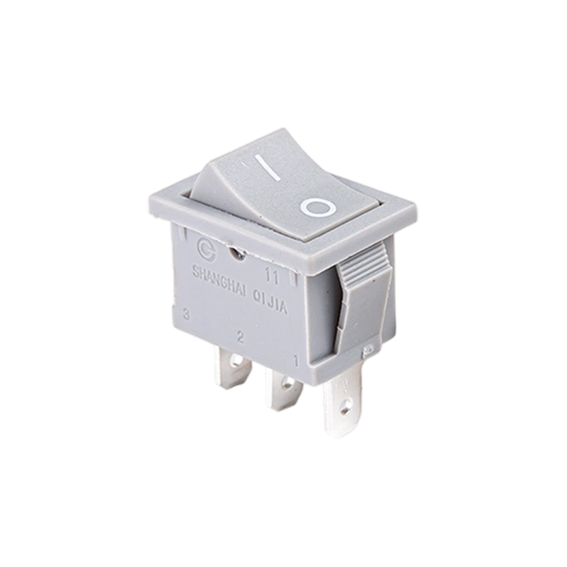 R13-112 ロッカースイッチ